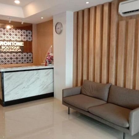 Front One Boutique Tugu Muda Semarang Hotel Екстериор снимка